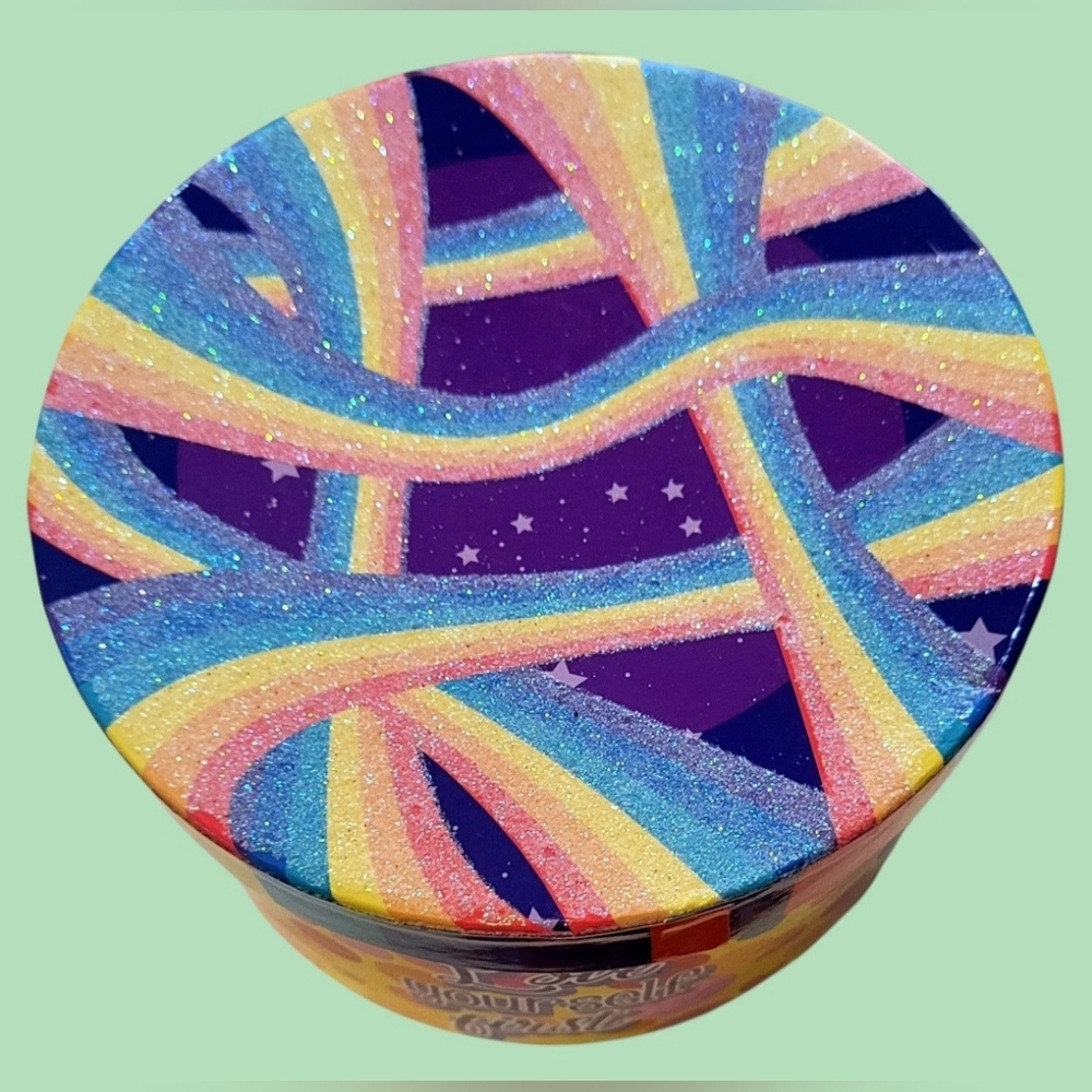 "NEW" SUPER CUTE DECORATIVE ROUND GIFT BOXES GLITTER LIDS 5.5" X 16.5" X 3" - Picture 6 of 10